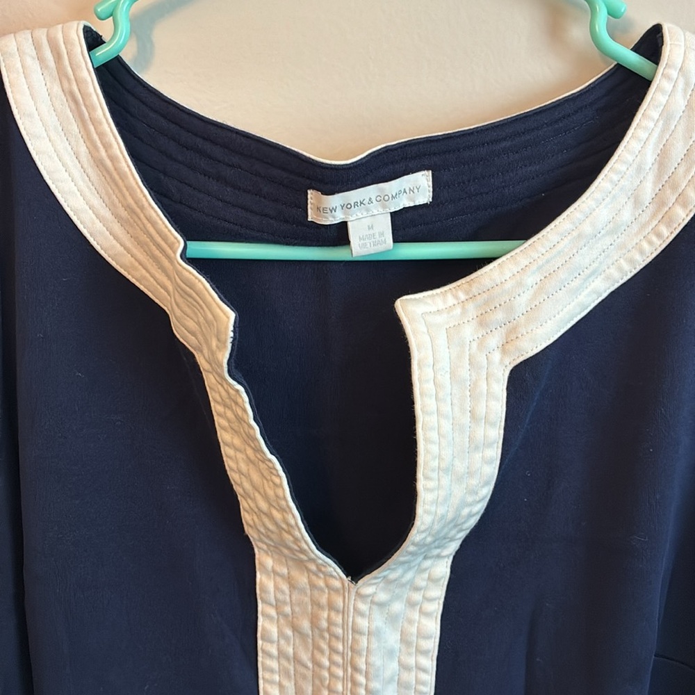 Women’s New York and company navy blue dress - Picture 2 of 4